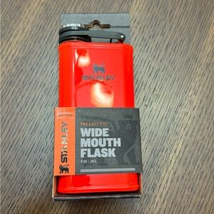 New! Stanley wide mouth flask